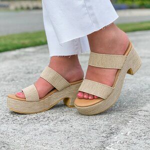 Beach by Matisse Ocean Platform Sandals in Natural (Size 8)